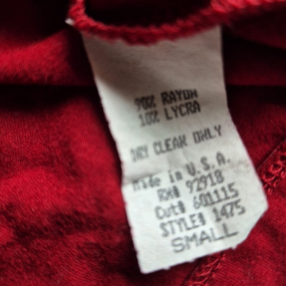 NWOT Juicy Couture Red 3/4 Sleeve Stretchy Mock Turtleneck Top Size S - Picture 3 of 4